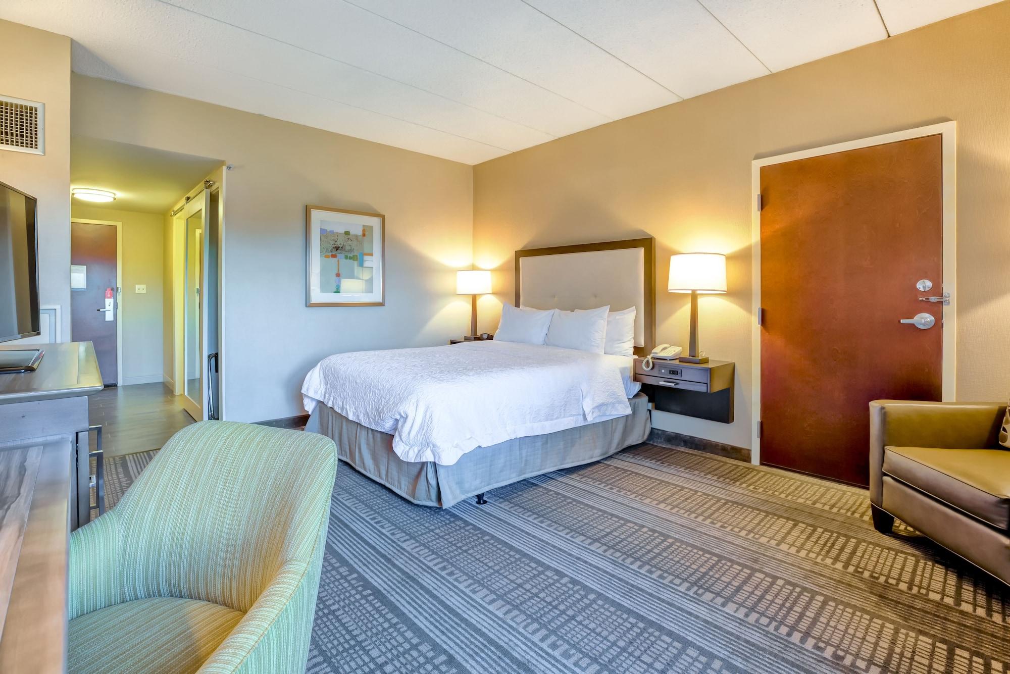 Hampton Inn Boston-Norwood Exteriör bild