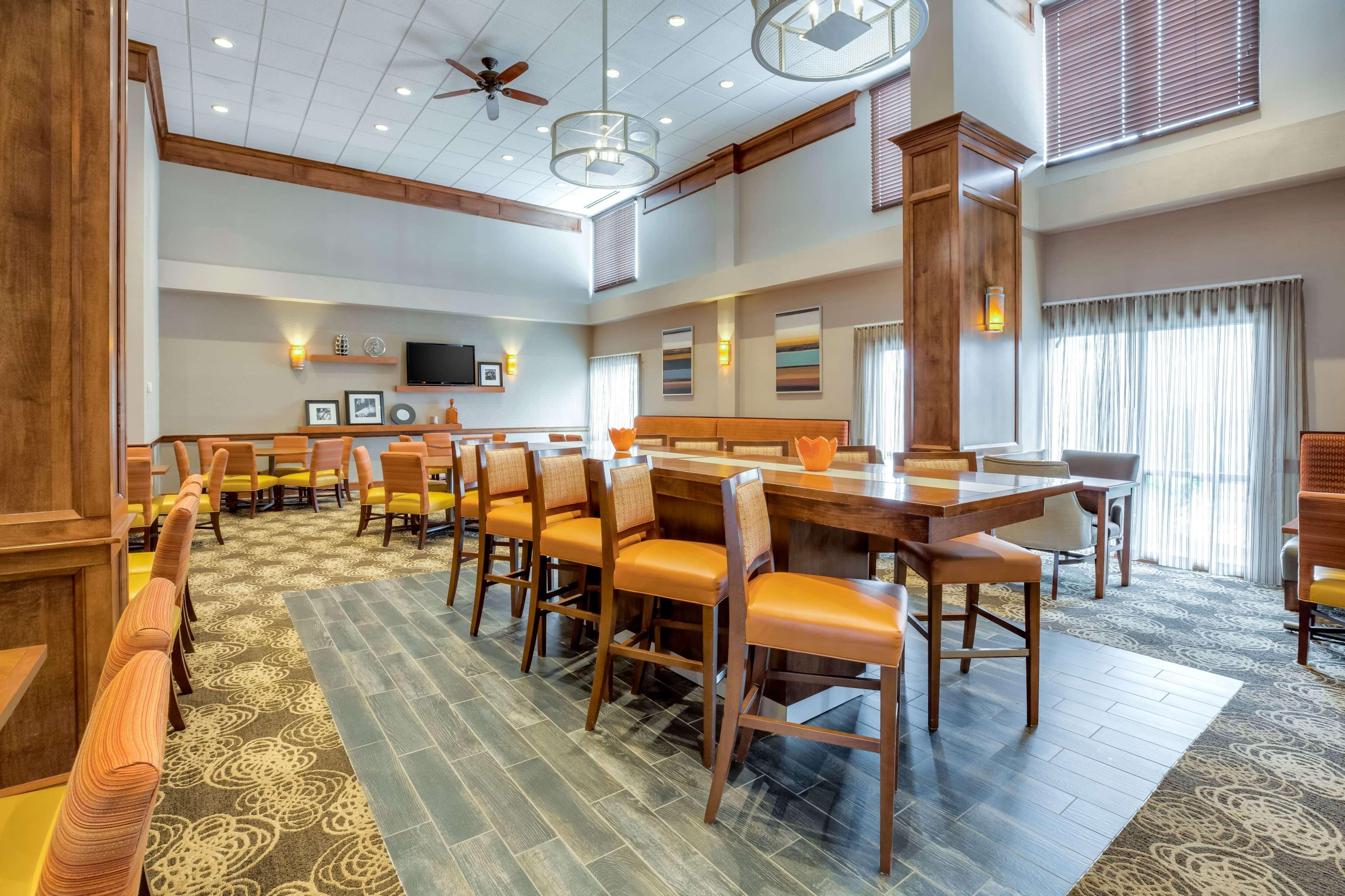 Hampton Inn Boston-Norwood Exteriör bild
