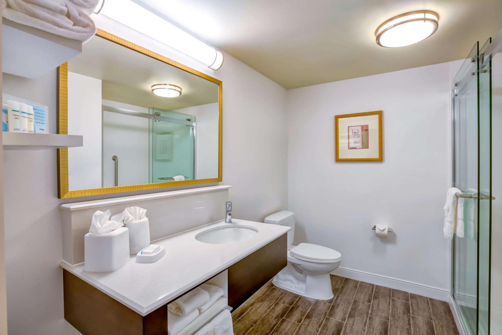 Hampton Inn Boston-Norwood Exteriör bild