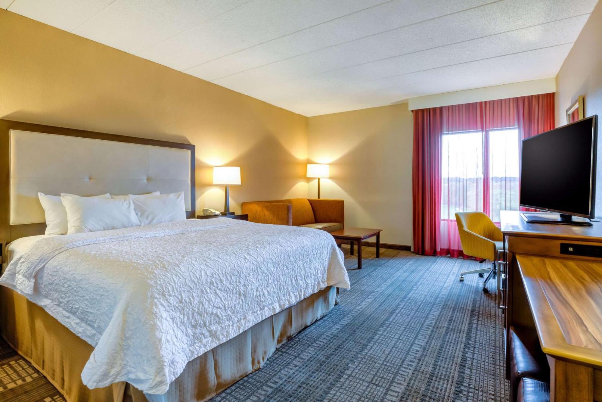 Hampton Inn Boston-Norwood Exteriör bild